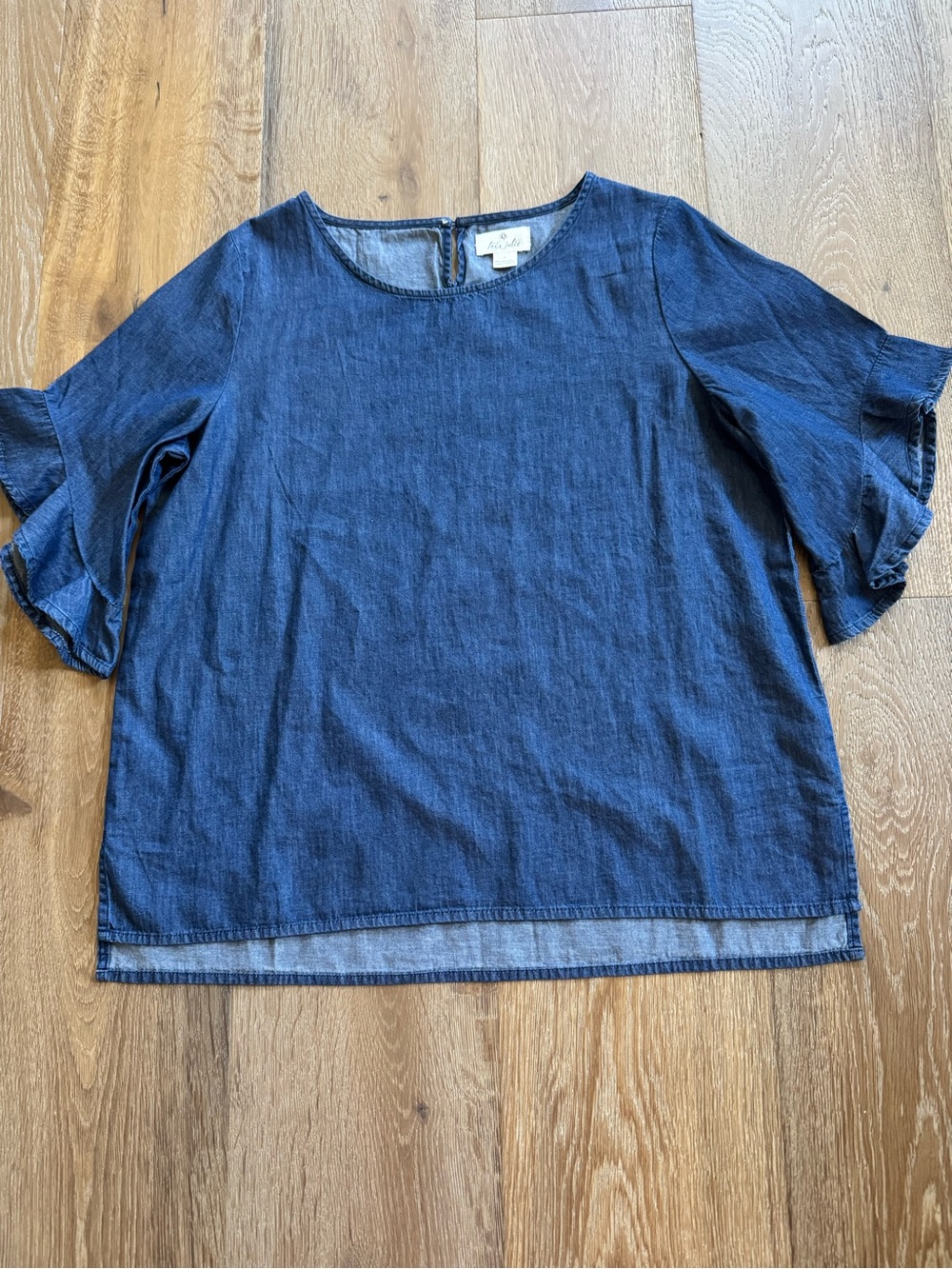 Denim Blue Ruffle Sleeve Women's Top, NWT, Size L